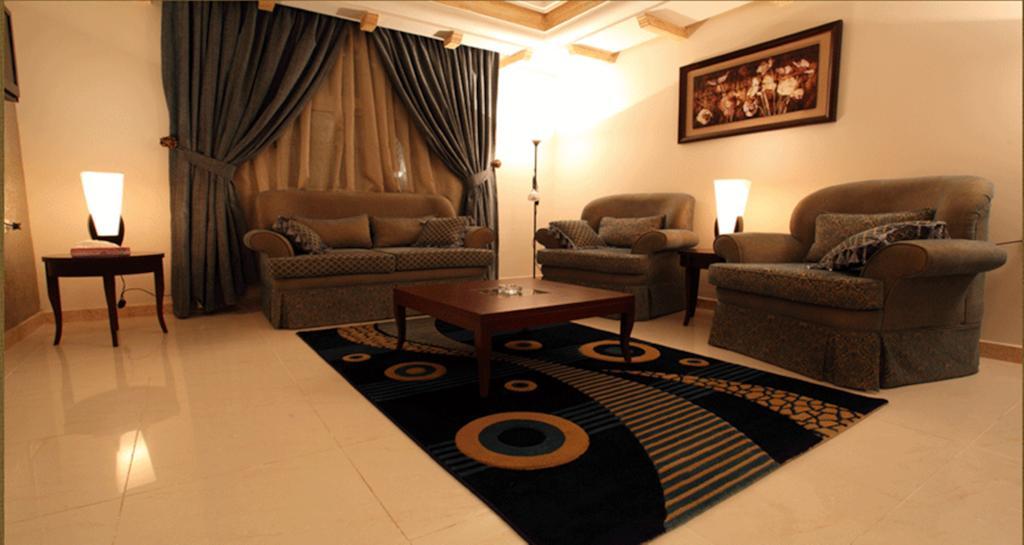 Lavande Suites Yanbu Exterior foto